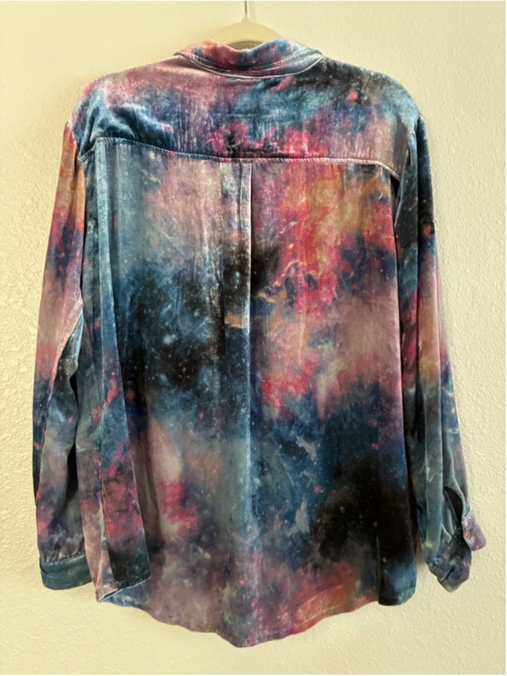 Women's Johnny Was Galaxy Print Button Down Shirt, Size S, Blue and Pink velvet - Picture 7 of 7